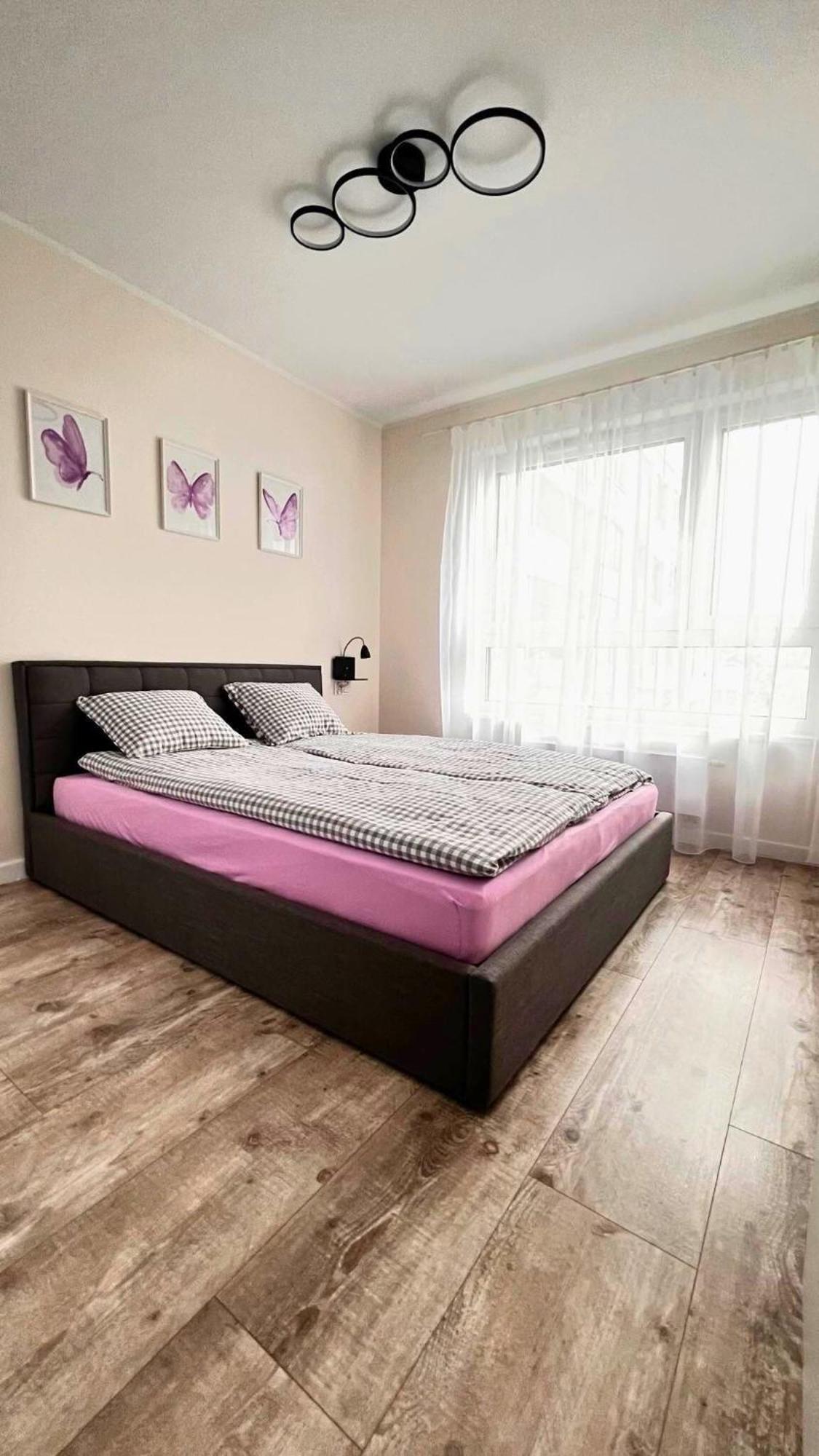 Apartament Purple Poznań Exterior foto